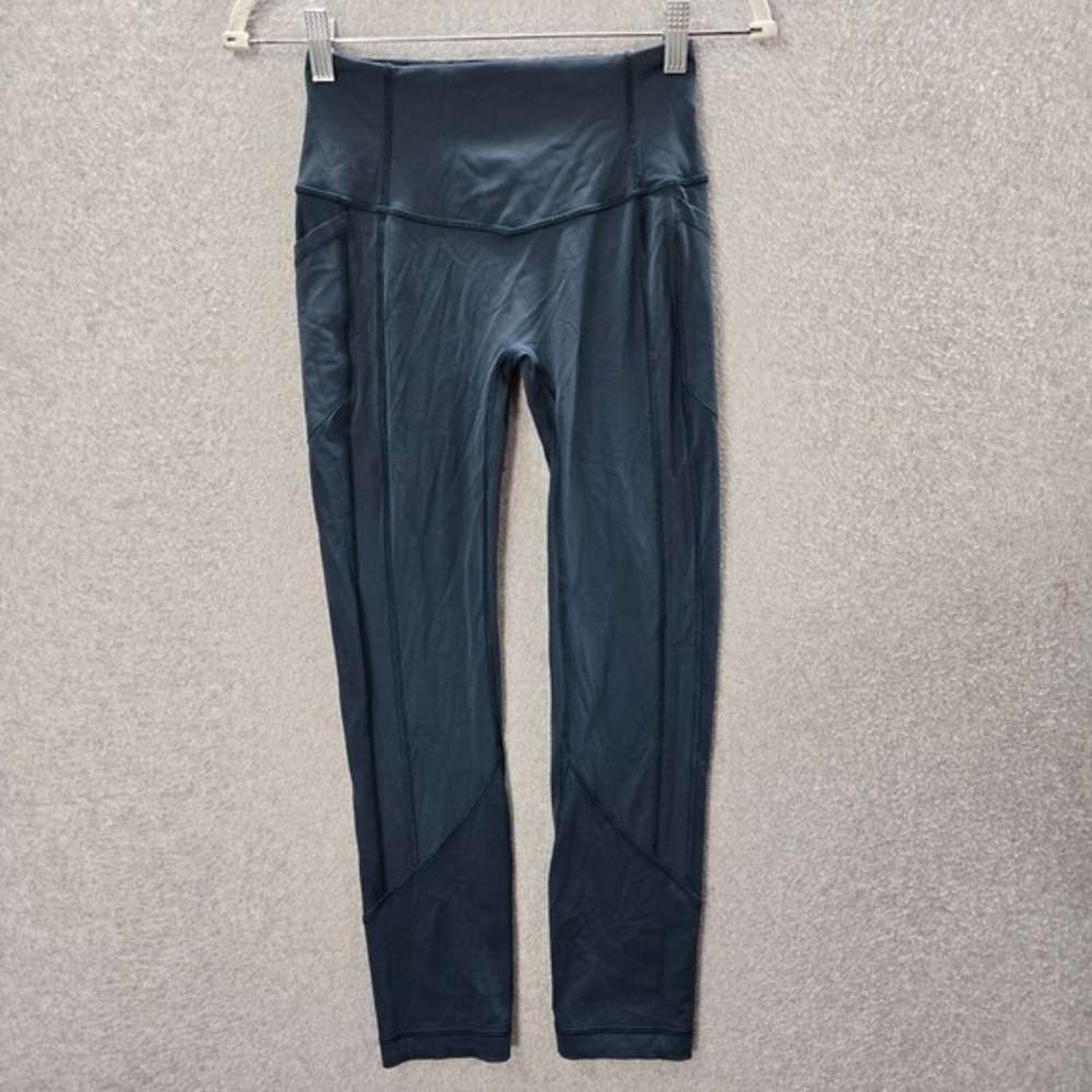 Lululemon Women Activewear Pants 4‎ Blue All The Right Places Crop II 24"